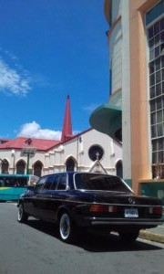 Iglesia-Nuestra-Senora-de-la-Merced-San-Jose-Costa-Rica.-mercedes-w123-lang.jpg
